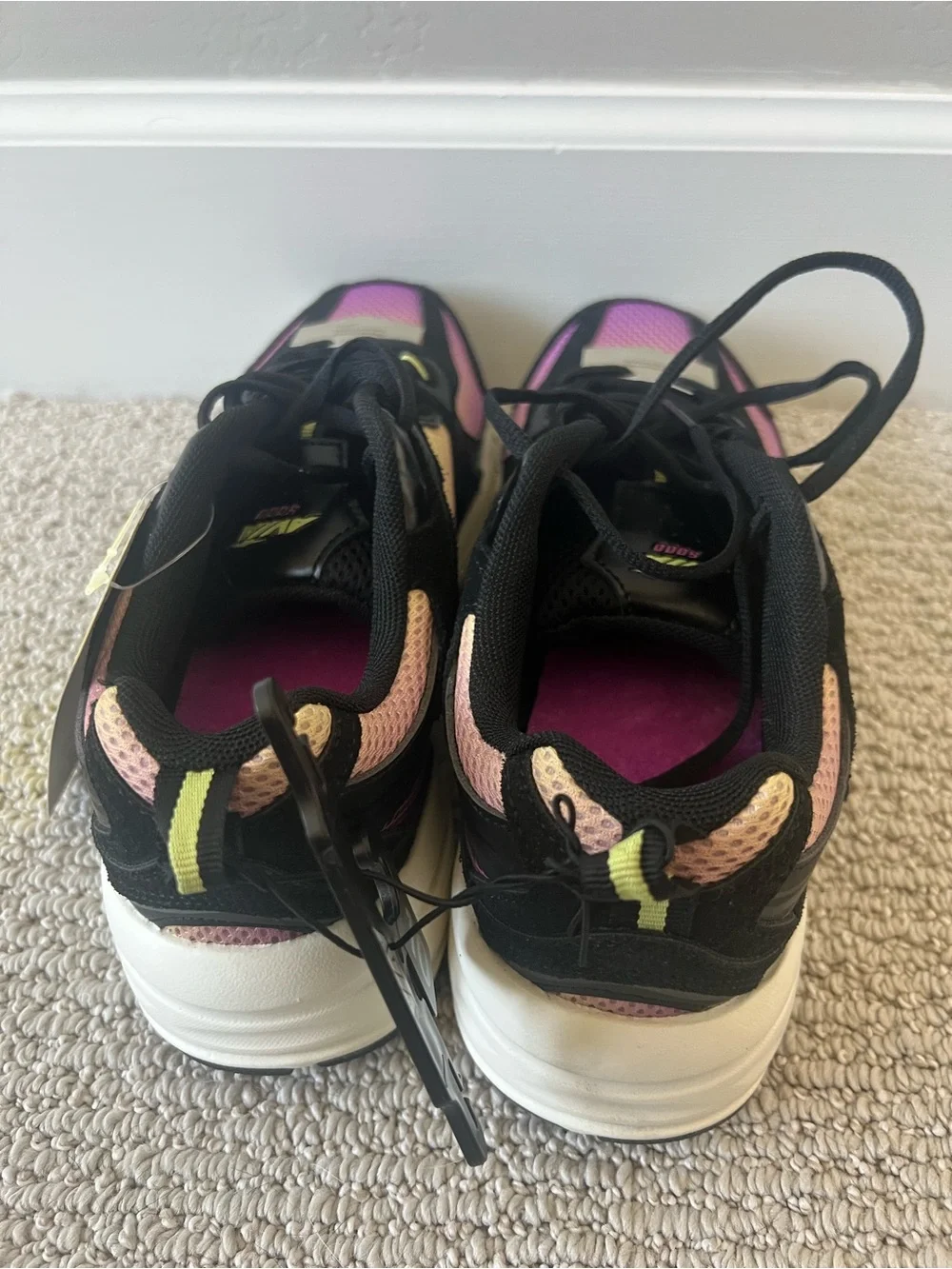 Avia Women's 5000 performance sneakers NWT size 10 ~ $20